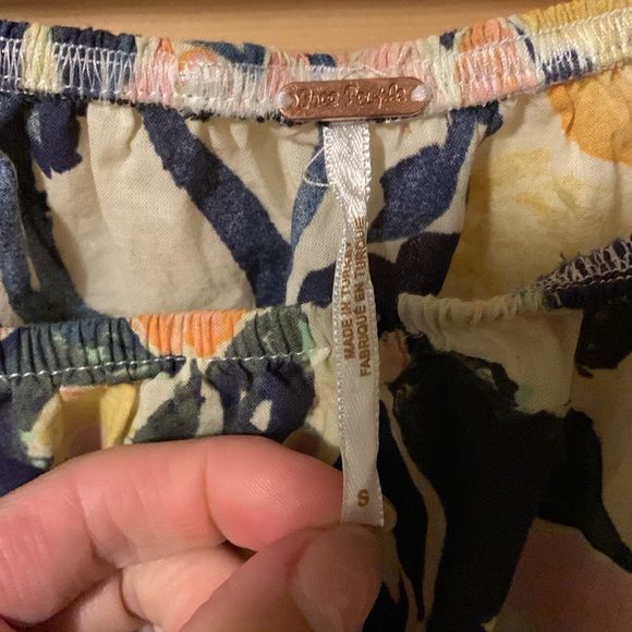 Cropped floral FreePeople summer top - Picture 4 of 5